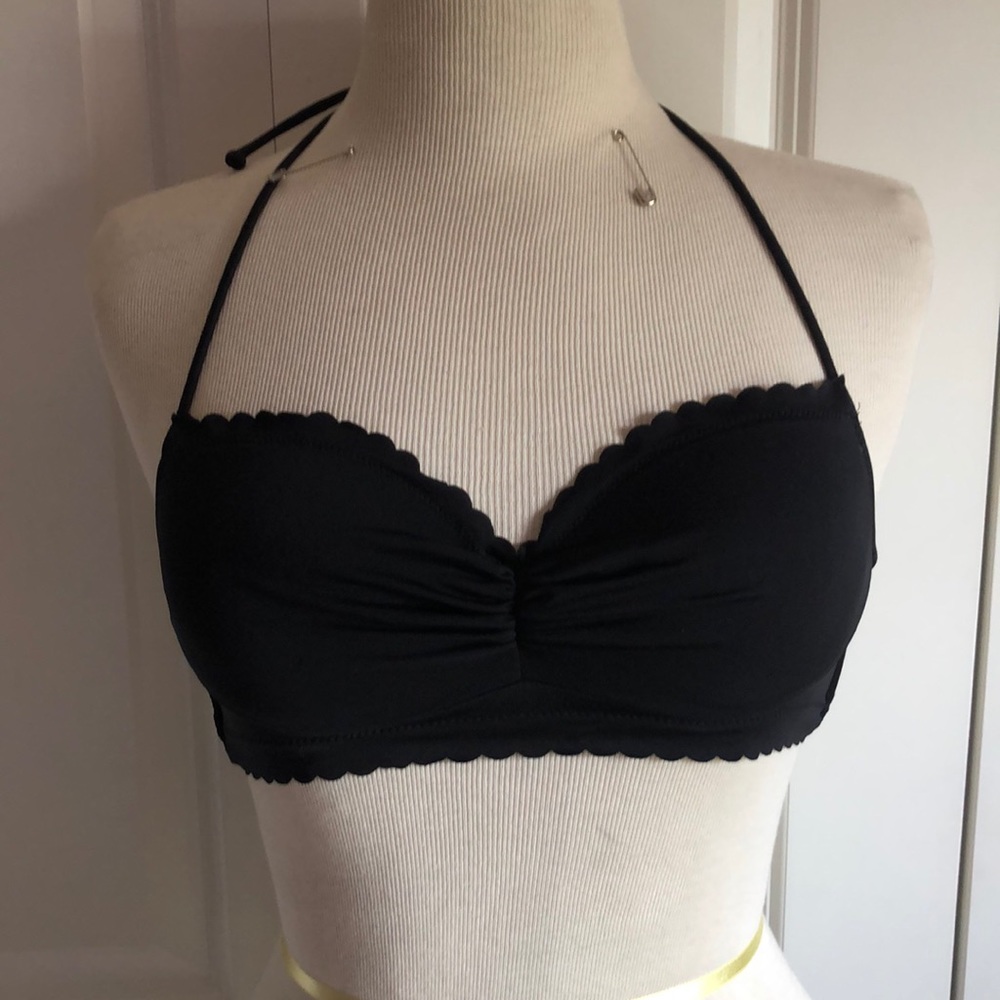 Cute black scalloped bikini top